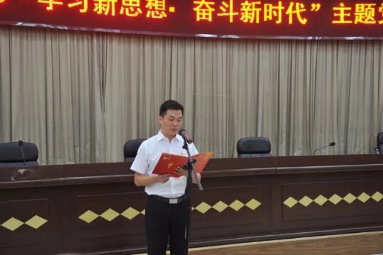 点击放大鼠标滚轮控制大小